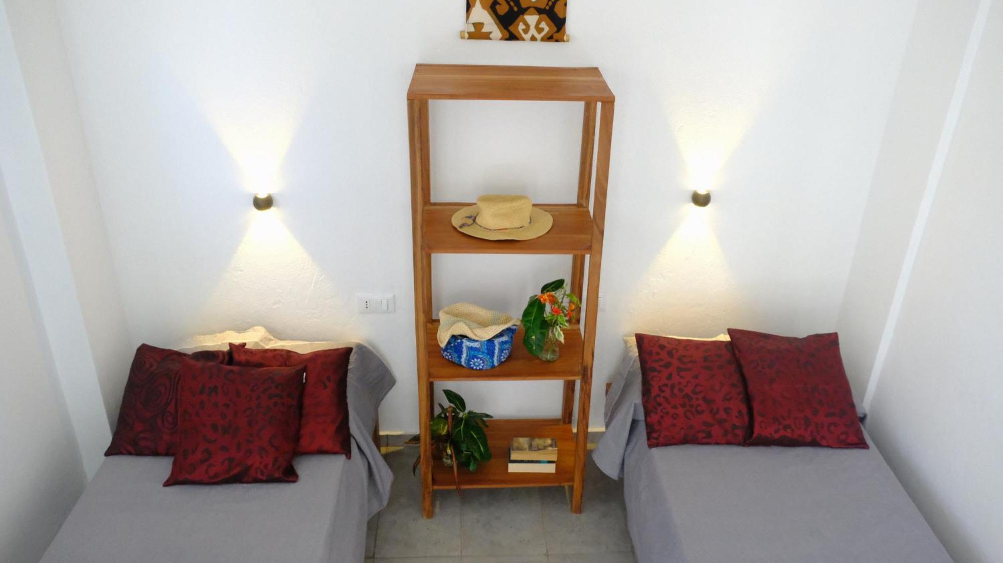 Kobe House Bed & Breakfast Jambiani  Room photo